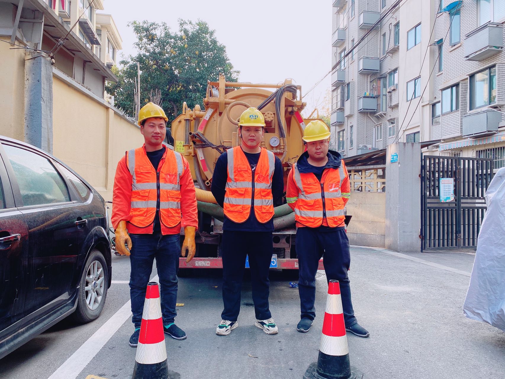 戴家巷南京某小区管道清淤检测施工